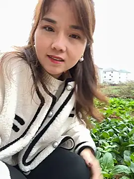 Efangfang online show from 7, 12, 2024