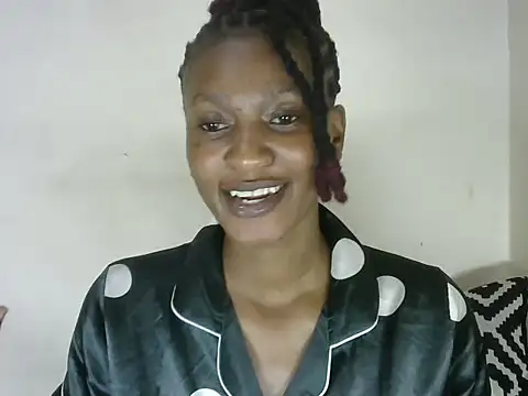 Pretty-emmie online show from 8, 3, 2025