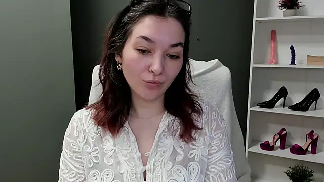 Snapshot of Meagn_Extasy chatting on 10, 3, 2026 Meagn Extasy online show from 10, 3, 2026