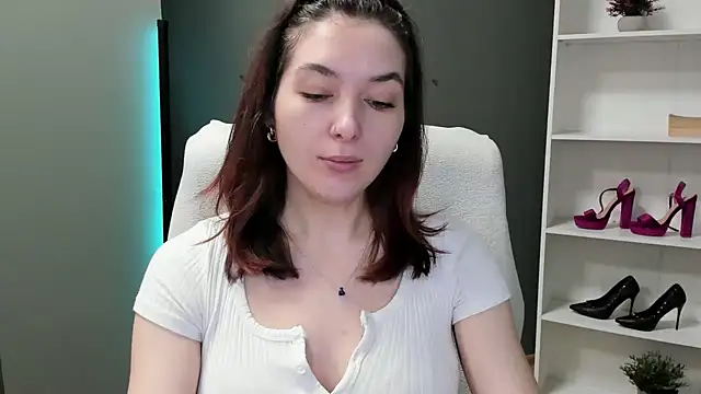 Snapshot of Meagn_Extasy chatting on 18, 3, 2026 Meagn Extasy online show from 18, 3, 2026