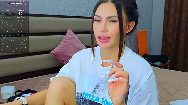 Snapshot of KimDavisBaby chatting on 12, 10, 2025 KimDavisBaby online show from 12, 10, 2025