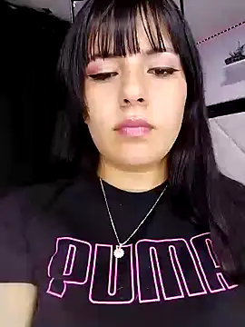 Snapshot of ema_smoke chatting on 8, 1, 2025 ema smoke online show from 8, 1, 2025