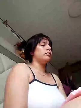 Snapshot of ema_smoke chatting on 30, 1, 2025 ema smoke online show from 30, 1, 2025