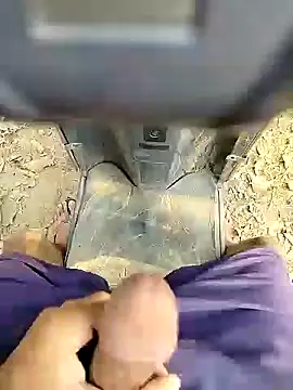 Snapshot of 88karan88 chatting on 23, 12, 2024 88karan88 online show from 23, 12, 2024