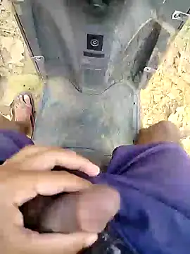 Snapshot of 88karan88 chatting on 23, 12, 2024 88karan88 online show from 23, 12, 2024