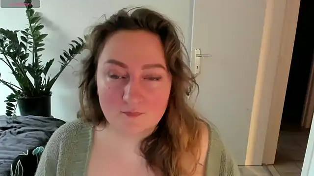 Tasy L online show from 19, 2, 2025