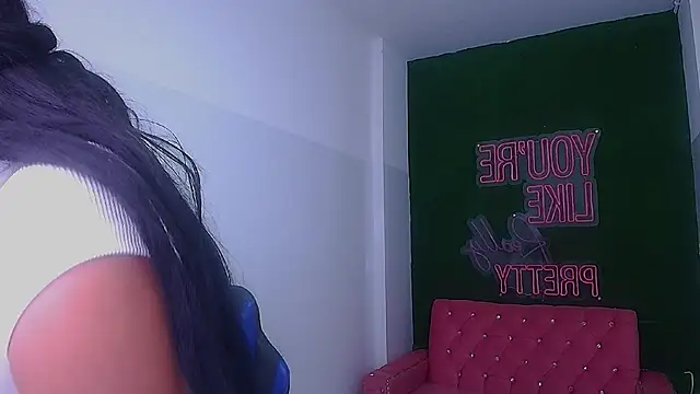 brenda a  online show from 12, 12, 2024