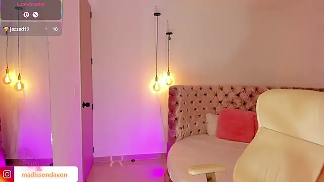 madisson davon online show from 14, 10, 2025