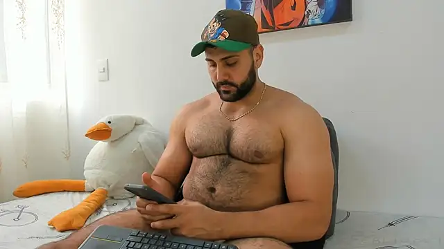 Snapshot of ETHAN_ROX chatting on 6, 11, 2025 ETHAN ROX online show from 6, 11, 2025