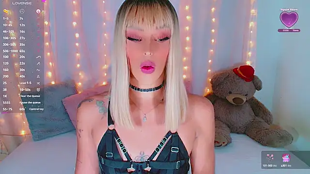 AlanaBekeer online show from 4, 10, 2025