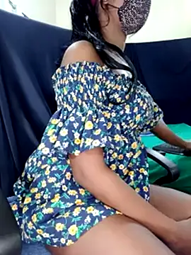 Midnight Blossom online show from 21, 3, 2025