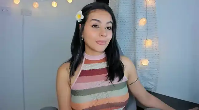 julia strauns online show from 21, 12, 2024