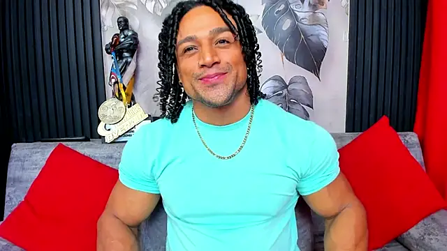 MikeEstevess online show from 13, 10, 2025