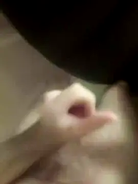 Snapshot of hungandnerdy420 chatting on 15, 9, 2025 hungandnerdy420 online show from 15, 9, 2025