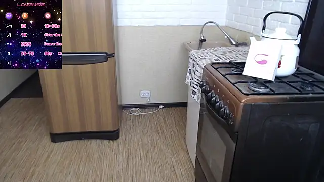 sweetpeash33 online show from 1, 3, 2025