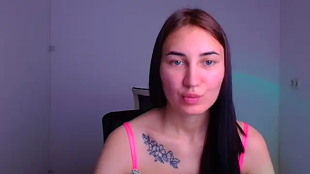 Jennifer Blum online show from 10, 12, 2024