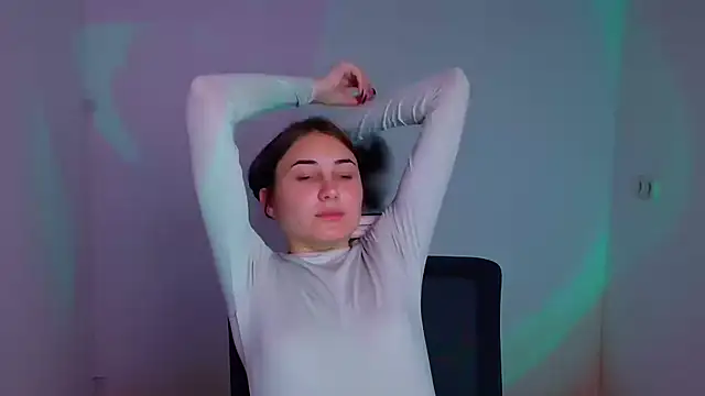 Jennifer Blum online show from 12, 12, 2024