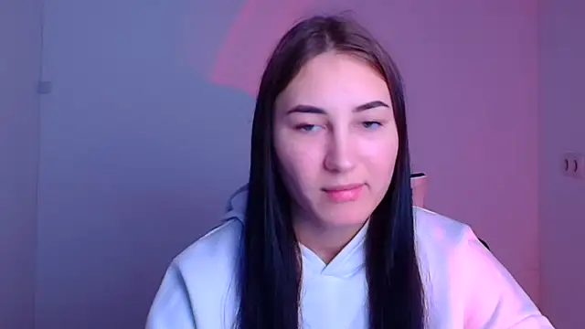 Jennifer Blum online show from 24, 1, 2025