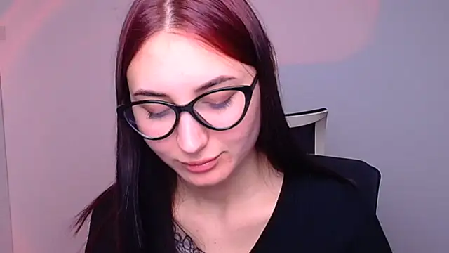 Jennifer Blum online show from 8, 2, 2025