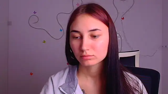 Jennifer Blum online show from 4, 3, 2025