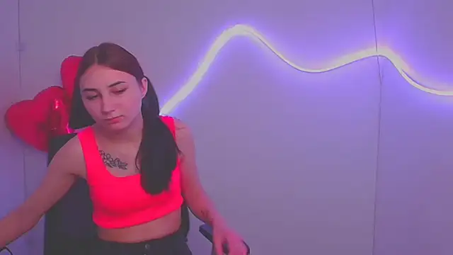 Jennifer Blum online show from 13, 3, 2025