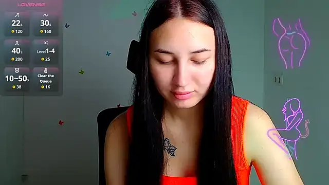 Jennifer Blum online show from 24, 9, 2025