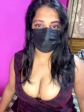 NOORA-GIRL online show from 21, 9, 2025