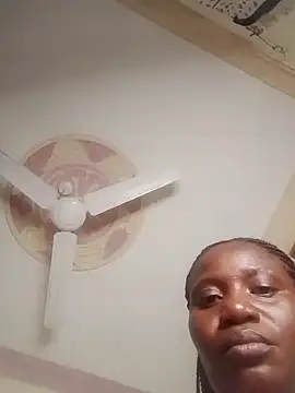 SWEETRENNE  online show from 16, 10, 2025