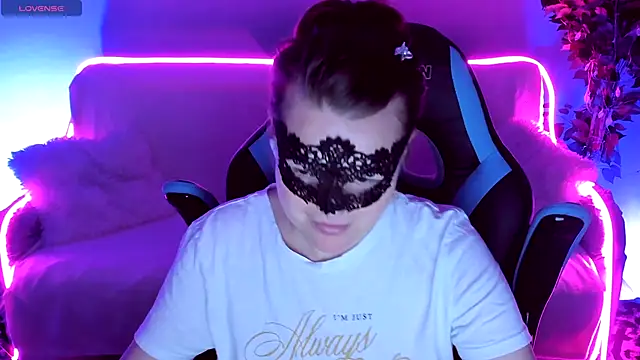 Sexy-Housewife online show from 14, 9, 2025