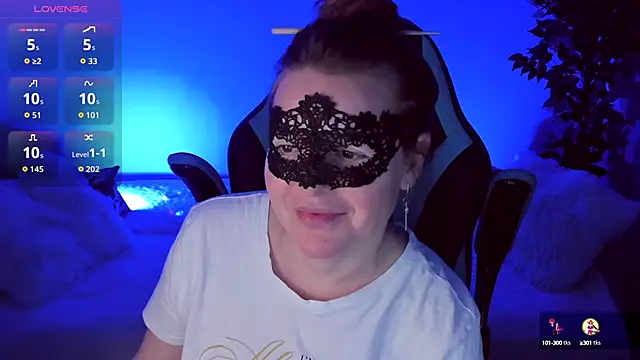 Sexy-Housewife online show from 29, 9, 2025