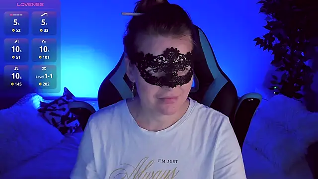 Sexy-Housewife online show from 30, 9, 2025