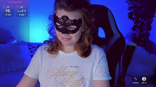 Sexy-Housewife online show from 16, 10, 2025