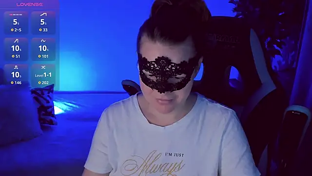 Sexy-Housewife online show from 27, 10, 2025