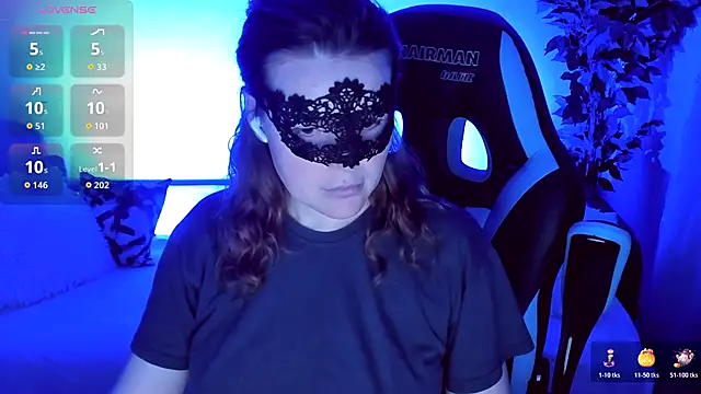 Sexy-Housewife online show from 1, 11, 2025