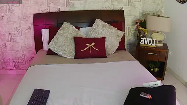 cherry chel online show from 22, 3, 2025