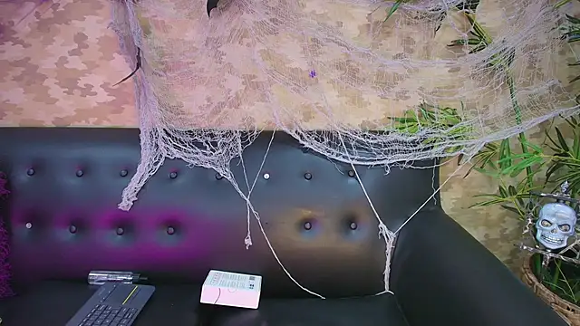 cherry chel online show from 20, 10, 2025