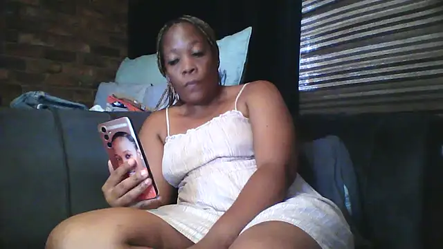 DIRTYTALKINQUEEN online show from 6, 2, 2026