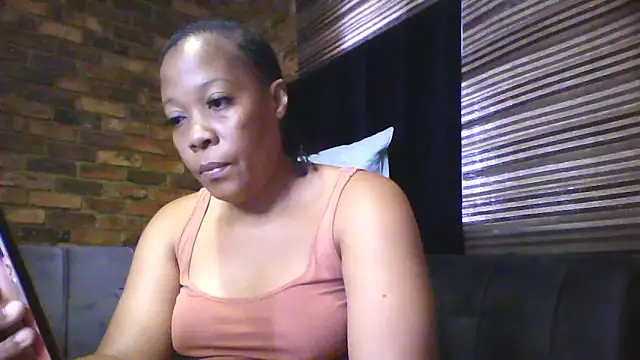 DIRTYTALKINQUEEN online show from 1, 4, 2026