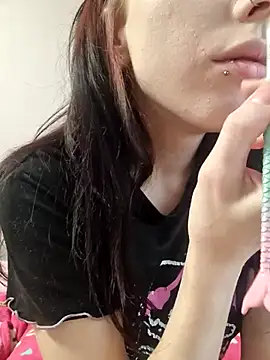  Alice 0-0 online show from 10, 10, 2025