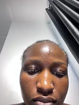 Curvixx online show from 17, 12, 2025