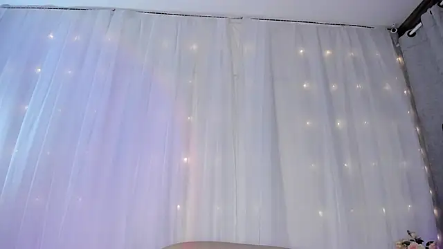Snapshot of _LittleLia chatting on 10, 12, 2024 LittleLia online show from 10, 12, 2024