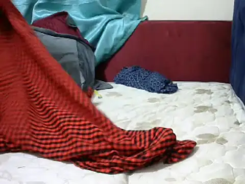 Snapshot of Creamy_dolly chatting on 8, 12, 2024 Creamy dolly online show from 8, 12, 2024