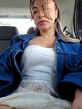 Karen San Miguel online show from 2, 2, 2025