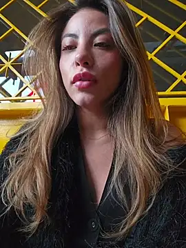 Snapshot of Karen_San_Miguel chatting on 16, 4, 2026 Karen San Miguel online show from 16, 4, 2026