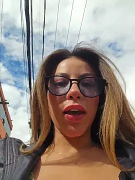 Snapshot of Karen_San_Miguel chatting on 1, 5, 2026 Karen San Miguel online show from 1, 5, 2026