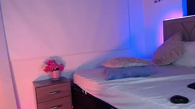 UniversitygirlQS online show from 4, 12, 2024