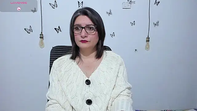 Amie Adams82  online show from 23, 2, 2026