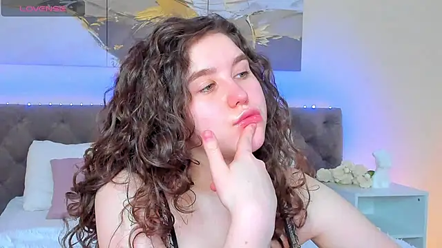 Ariella Sol online show from 18, 1, 2025