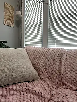 LoveShae  online show from 5, 1, 2026