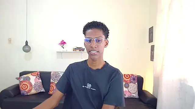 maiki18  online show from 17, 1, 2025